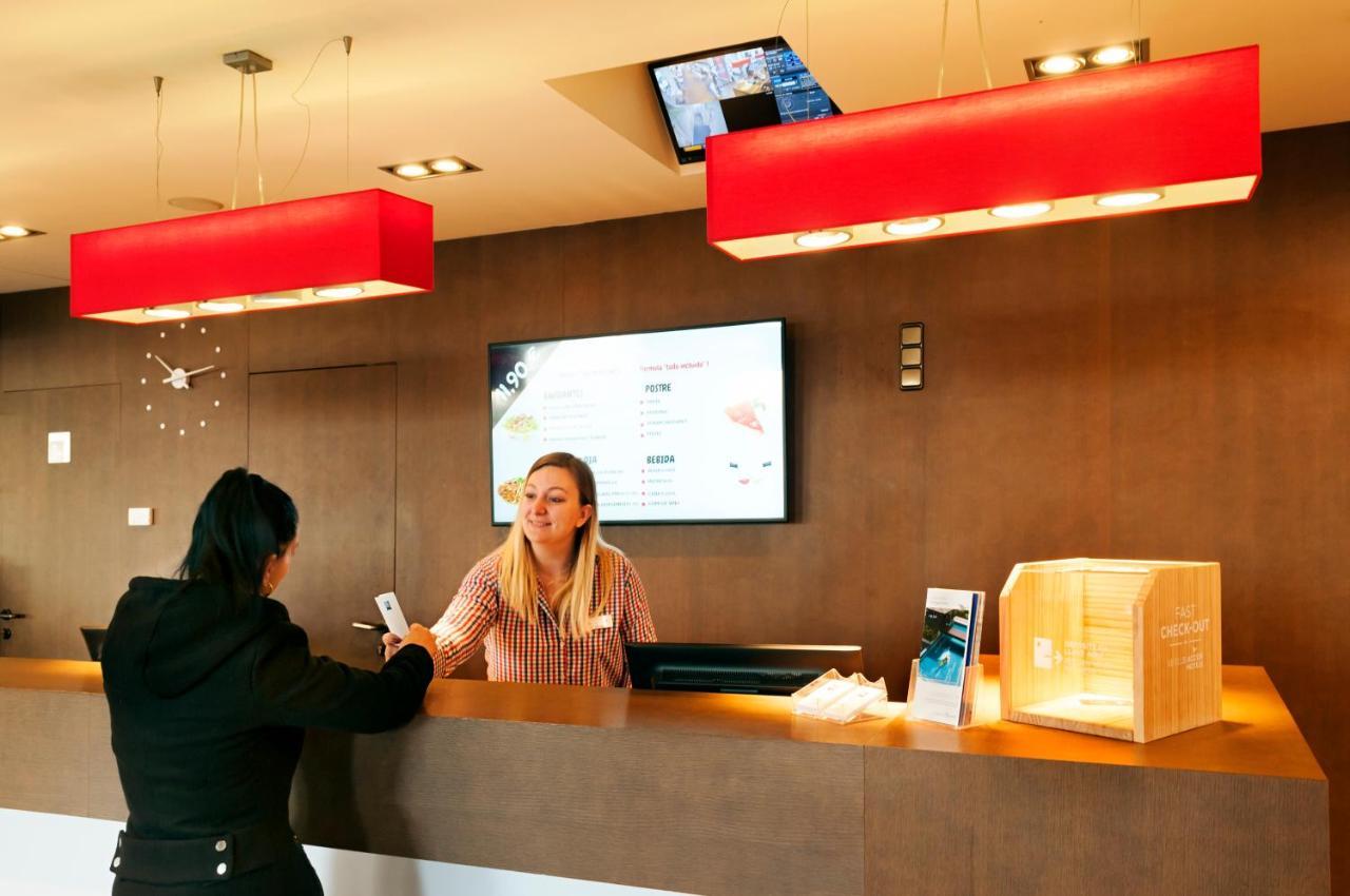 Ibis Lleida Hotell Eksteriør bilde